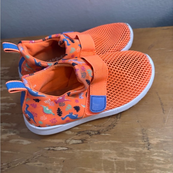 Bundle of 2 kids sneakers size 9 EUC Vibrant Orange/ grey cat & jack - Picture 1 of 7